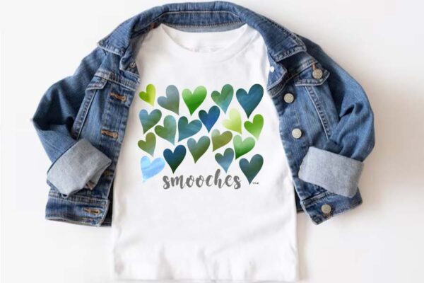 smooches blue green t-shirt